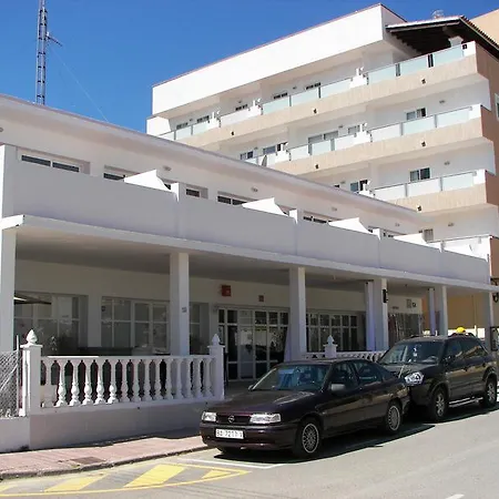 Pensión Pinos Es Cana
